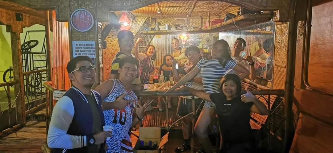 Hotel Bambooze Hauz à Balabag  Extérieur photo